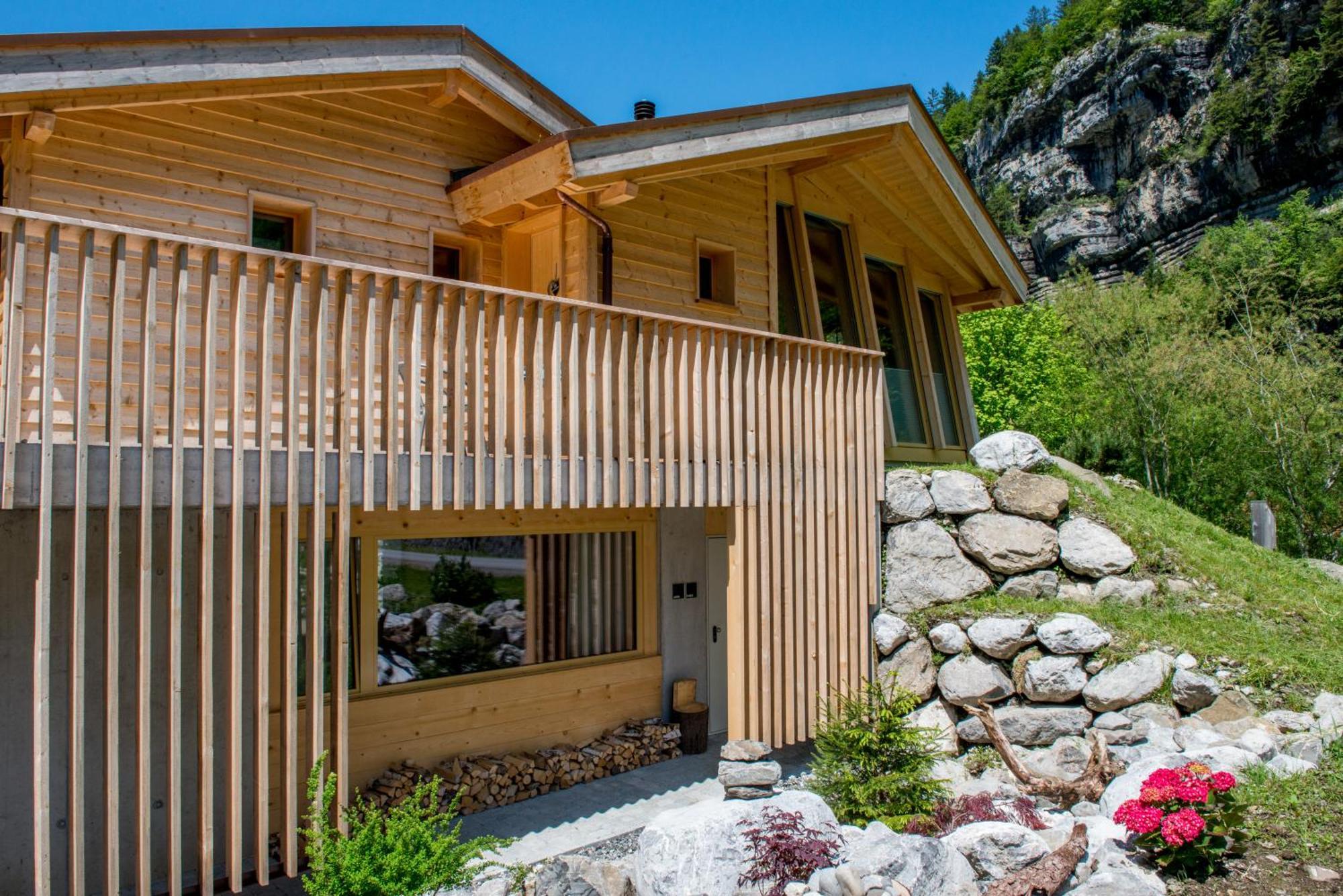Hüttenhotel Husky Lodge Muotathal Exterior foto