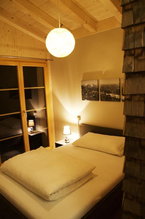 Hüttenhotel Husky Lodge Muotathal Habitación foto